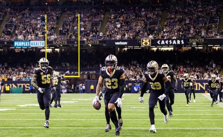 Commanders waste 3 picks on Lattimore before cutting him