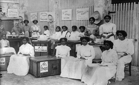 Minding Our Own Business: How Women-Led Savings Clubs Built The Black Middle Class