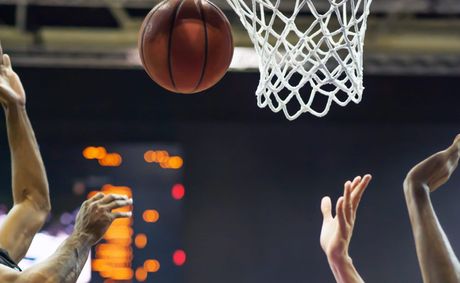 Cavaliers take on Dallas as Harden hits his stride