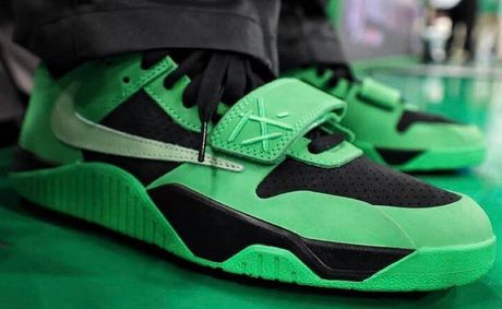 Travis Scott x Jordan Jumpman Jack “Green Spark” officially released