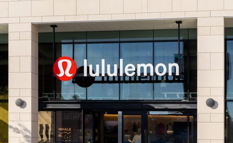 Lululemon tops Q4 but 3 troubling home signs emerge