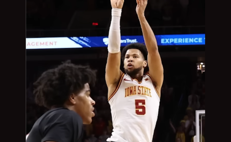 Joshua Jefferson goes down in a terrible blow for Iowa State