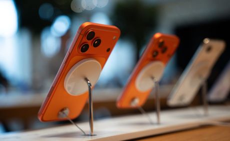 T-Mobile Is Handing Out Free iPhone 17e This Weekend