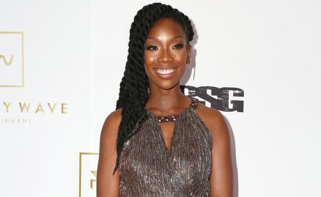Brandy claps back at Shyne and Mase joking about their past