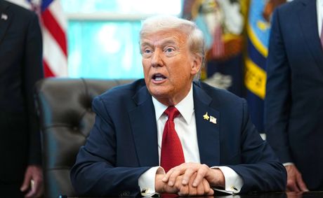 SIGNS: Illinois Governor JB Pritzker Seeks “Project 2029” For Trump & His Cronies