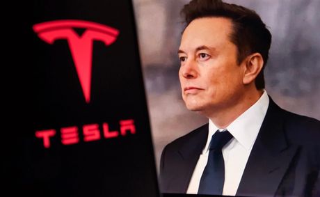 Elon Musk found liable as Tesla stock faces 3 risks