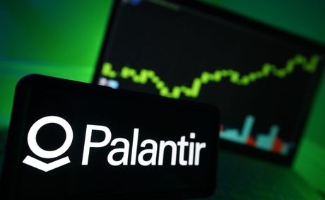 Palantir stock climbs as its Pentagon roots grow deeper