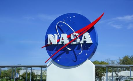 NASA scraps its moon station for something far bigger