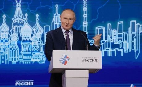 Vladimir Putin Calls on Businesses to Cooperate With BRICS Countries in Field of Technology
