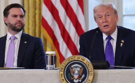 ‘My Goodness’: JD Vance’s Sudden Transformation Sparks Talk He’s Quietly Positioning Himself to Replace Trump — and the Timing Has People Raising Eyebrows