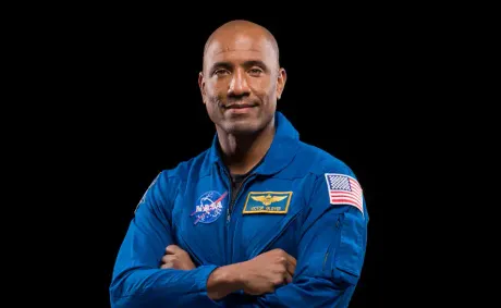Victor Glover Becomes First Black Man to Fly Around the Moon on NASA’s Artemis II Mission