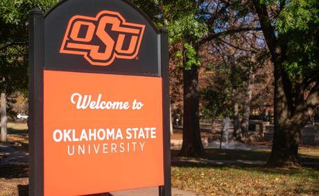 Oklahoma State softball faces devastating crash