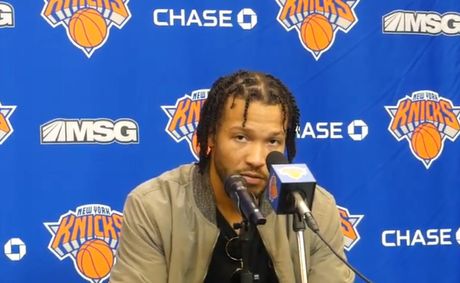 Knicks demolish 76ers with 39-point playoff victory