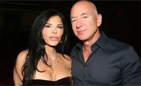 ‘Good Lord … What Happened?’: Lauren Sánchez Drops Bombshell After Her Curve Hugging Look Overshadows Jeff Bezos’ Big Night