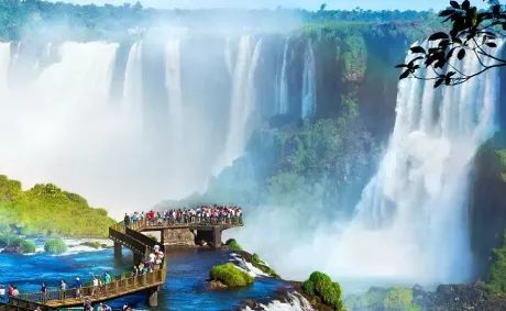 Brazil’s Tourism Sector Creates 86,000 Jobs and Surpasses 2.4 Million Workforce Milestone