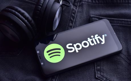 Spotify now lets AI agents build your personal podcasts