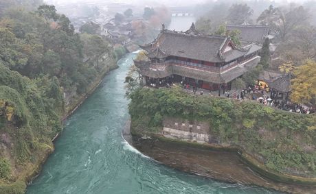 Over 30 Global Mayors Gather in Chengdu for Dialogue
