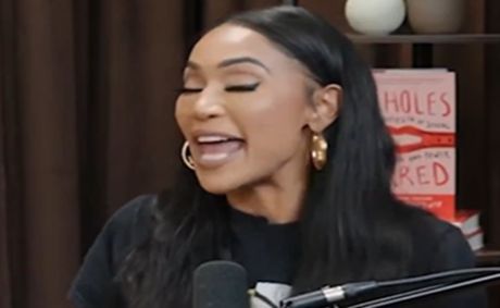 Sarah Fontenot says she married her male friend just six days after breaking up with her boyfriend, whom her male friend told her to leave [VIDEO]