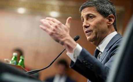 Senate confirms Fed chair nominee Kevin Warsh, ending standoff over Powell probe