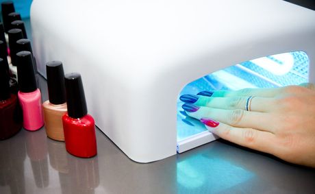 Gel polish ban, is the TPO in your nails dangerous