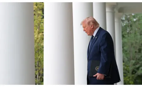 ‘Did His Pool Man Do the Work?’: Trump Brags About White House Upgrade—Then Critics Look Down,&nbsp;Spot&nbsp;a Detail That Could Send Visitors to the Hospital