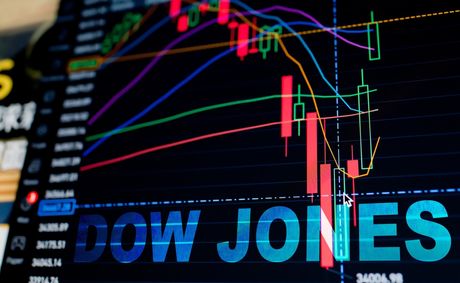 Dow Plunges 700 Points as Treasury’s Yield Fix Fails