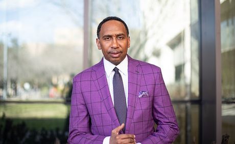 Karen Hunter Questions What Stephen A. Smith’s NABJ Thumbs Down Award Actually Changes