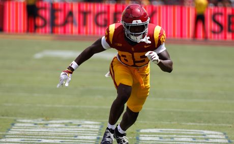 USC Freshmen Learn and Grow in Win Against San Jose State