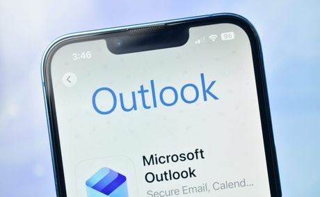 Is Outlook down? Thousands report email outage today