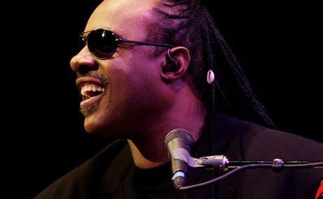 Stevie Wonder to bring 50th anniversary tour to Inglewood