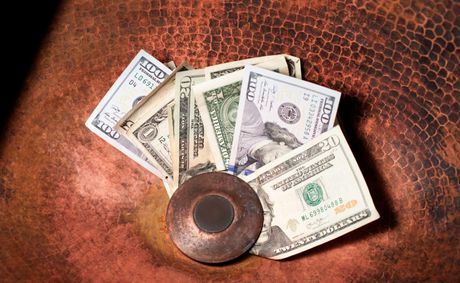 8 money habits worth fixing before 2027