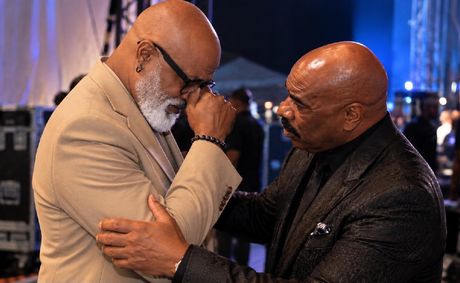 Christian Comic Tells Why He Prayed for Steve Harvey to Fail | WATCH