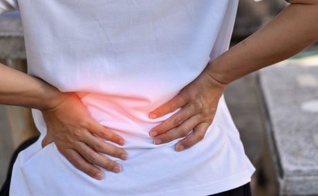 Kidney stone? These 7 signs confirm it and how to pass fast