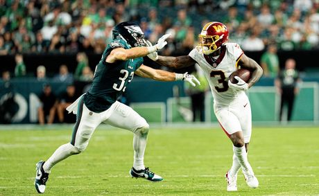 Commanders’ Late Rally Falls Short In Season-Opening Loss to Eagles