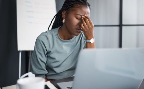 8 warning signs your body sends before stress wins