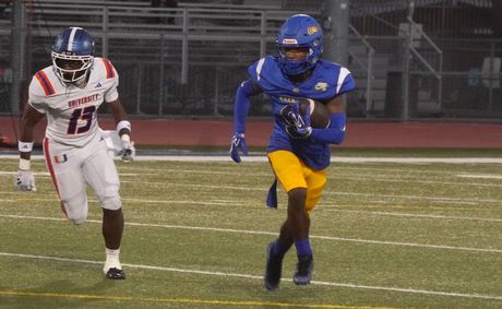 Crenshaw Beats University in Defensive Clash