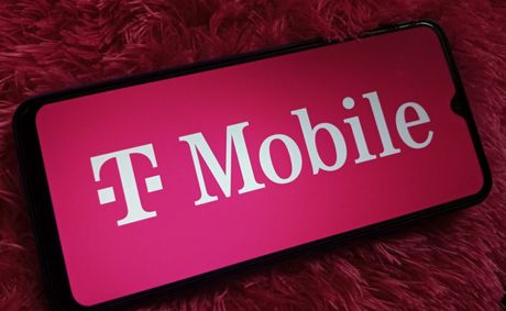 T-Mobile faces a new rival in home internet