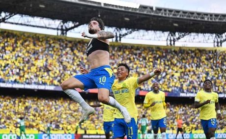 Sundowns One Win Away From Blockbuster PSG Showdown
