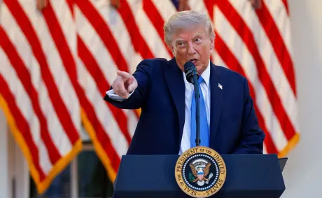 Trump Bans Major News Outlets, Launches His Own 24/7 TV Empire — But Just Hours After the Announcement, One Humiliating Detail Steals the Entire Show