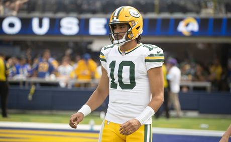 Jordan Love threw for 312 yards. Why did Lambeau still boo?