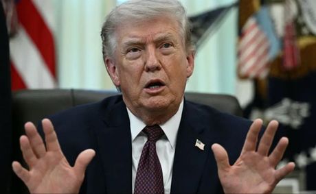 ‘I See a Lot of Scum’: Trump’s Reflecting Pool Goes From Bad to Worse as New Images Reveal What’s Been Left Behind After His Big Promise to Fix It