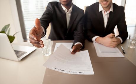 How to spot red flags before accepting your next job offer