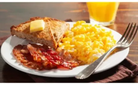 Butter or Oil for Eggs? Chefs Explain Which Is Best