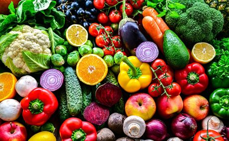 9 fruits with more fiber than an apple