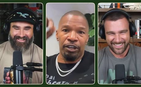 Jamie Foxx tells Jason and Travis Kelce how Ray Lewis told him to check a man’s rear end to see if his 4.2 speed was real [VIDEO]