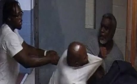 Viral stills claim to show Sean ‘Diddy’ Combs in prison fight, but the images remain unverified
