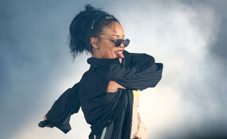 Rihanna responds to EJ Johnson’s Dior lateness shade
