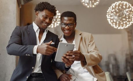 How Ads Seem to Read Your Mind Without Listening