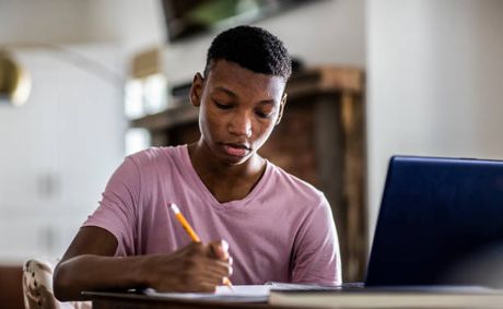 6 Online Schools for Balancing Middle School With Sports, Travel and Family Life.