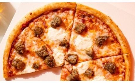 Blaze Pizza Offers $0 Delivery for National Pizza Month